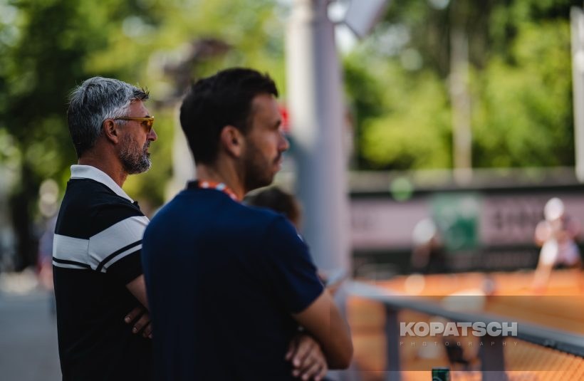 Goran Ivanisevic watching the juniors matches — 2023 Roland Garros