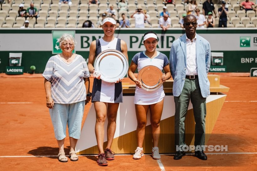 Girl’s Singles Final Alina Korneeva (RUS) and Lucciana Peret Alarcon (PER) · Girl’s Singles Final Alina Korneeva (RUS) and Lucciana Peret Alarcon — 2023 Roland Garros