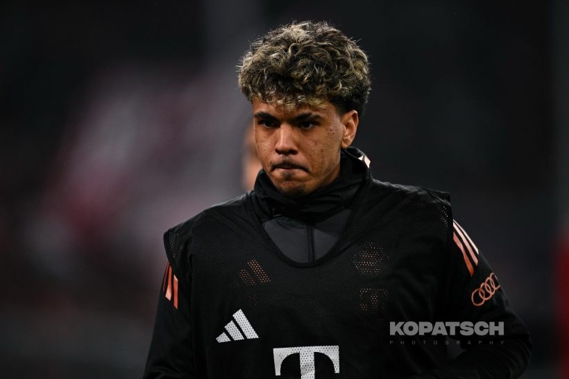 Adam Aznou, 2025-01-15 FC Bayern Muenchen vs TSG Hoffenheim