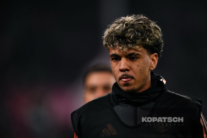 Adam Aznou, 2025-01-15 FC Bayern Muenchen vs TSG Hoffenheim
