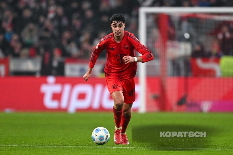 Aleksandar Pavlovic, 2025-01-15 FC Bayern Muenchen vs TSG Hoffenheim