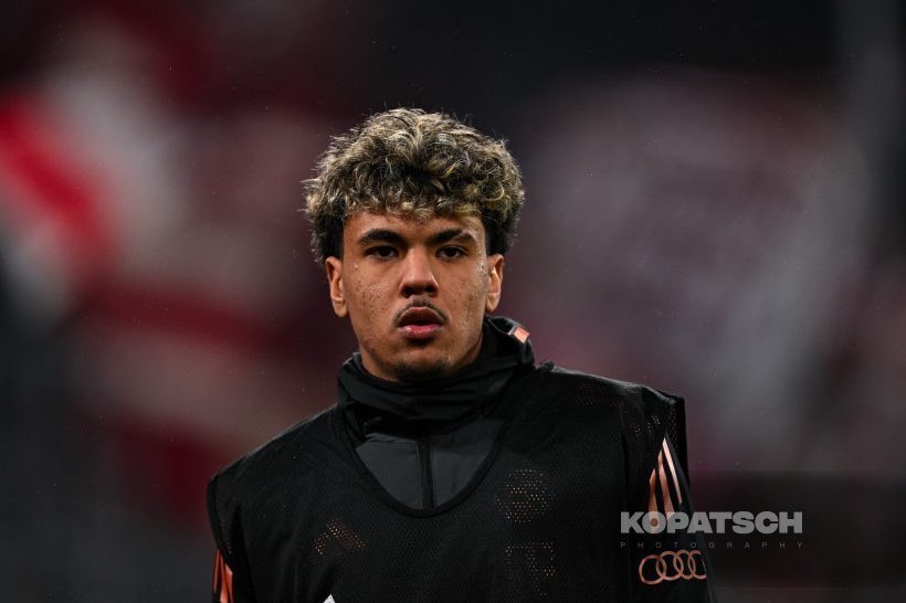 Adam Aznou, 2025-01-15 FC Bayern Muenchen vs TSG Hoffenheim