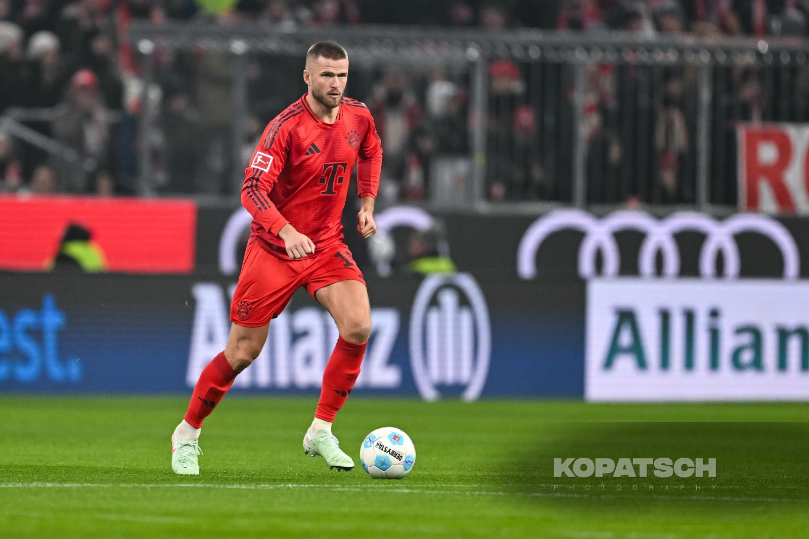 Eric Dier · 2025-01-15 FC Bayern Muenchen vs TSG Hoffenheim