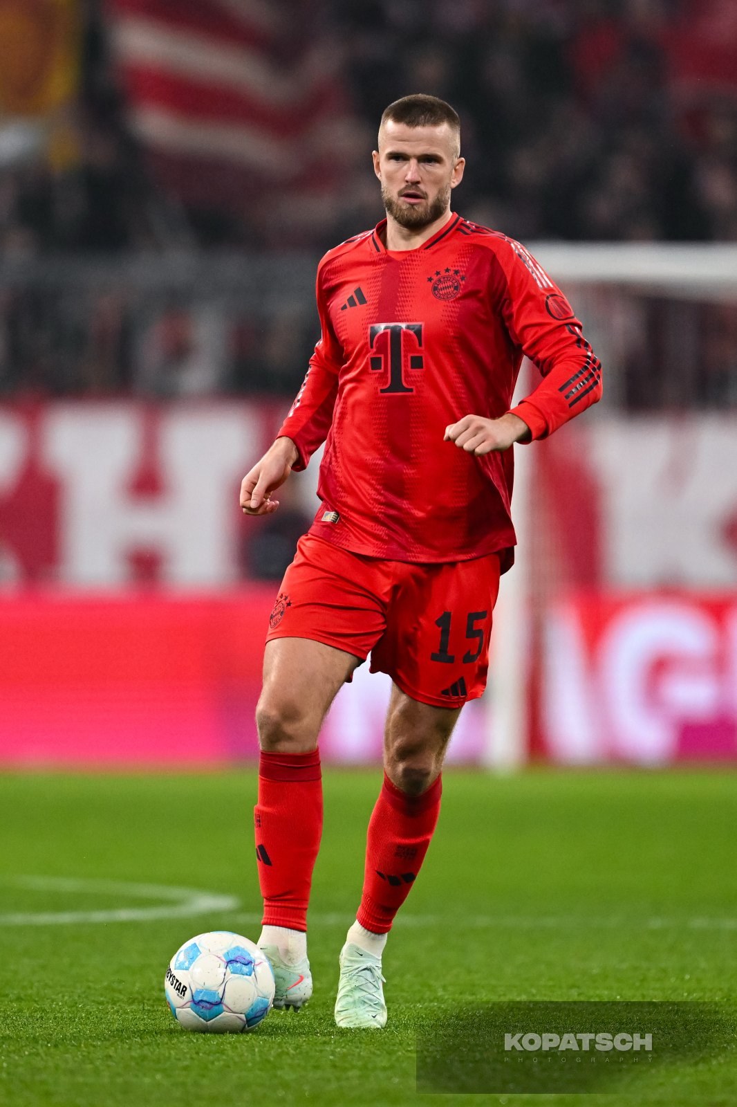 Eric Dier · 2025-01-15 FC Bayern Muenchen vs TSG Hoffenheim