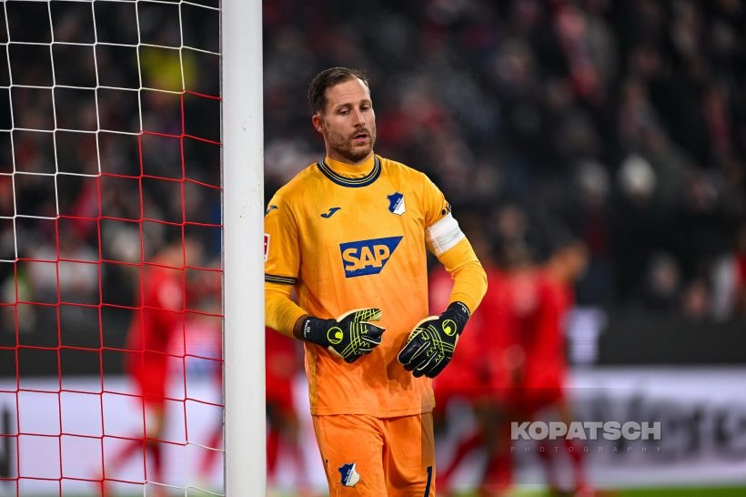 Oliver Baumann, 2025-01-15 FC Bayern Muenchen vs TSG Hoffenheim