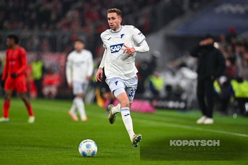 Arthur Chaves, 2025-01-15 FC Bayern Muenchen vs TSG Hoffenheim