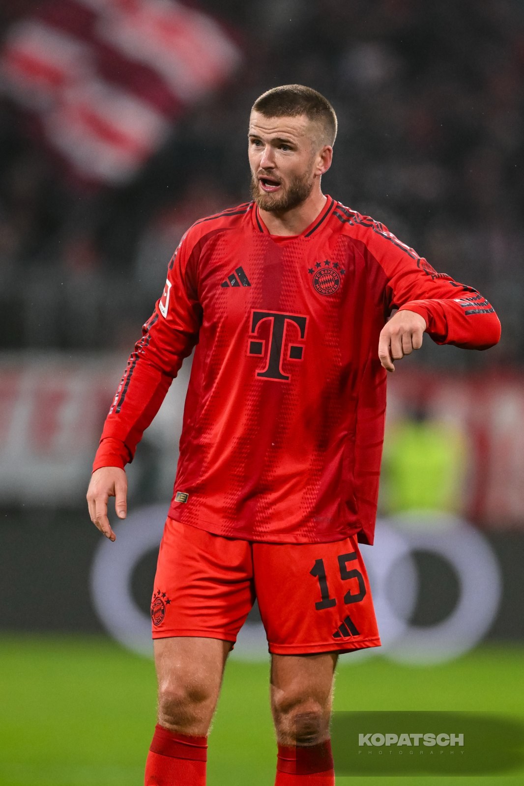 Eric Dier · 2025-01-15 FC Bayern Muenchen vs TSG Hoffenheim