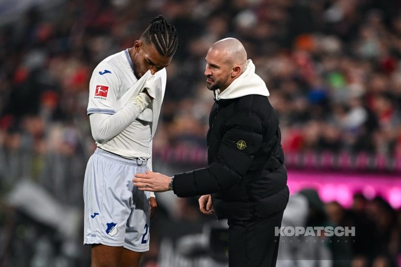 Christian Ilzer · Kevin Akpoguma, 2025-01-15 FC Bayern Muenchen vs TSG Hoffenheim