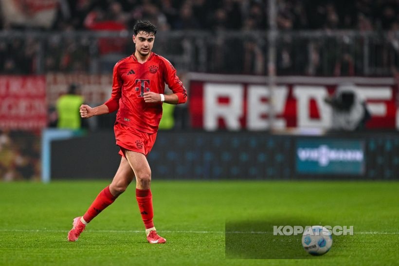 Aleksandar Pavlovic, 2025-01-15 FC Bayern Muenchen vs TSG Hoffenheim
