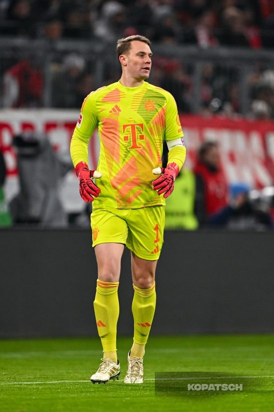 Manuel Neuer, 2025-01-15 FC Bayern Muenchen vs TSG Hoffenheim