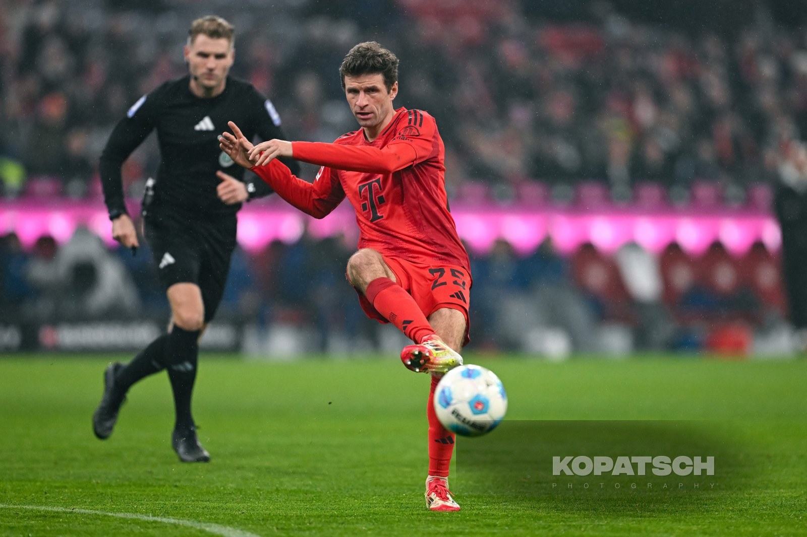 Thomas Müller · 2025-01-15 FC Bayern Muenchen vs TSG Hoffenheim