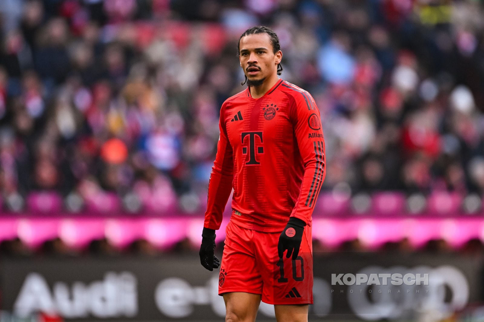 Leroy Sane · 2025-01-18 FC Bayern Muenchen vs VfL Wolfsburg