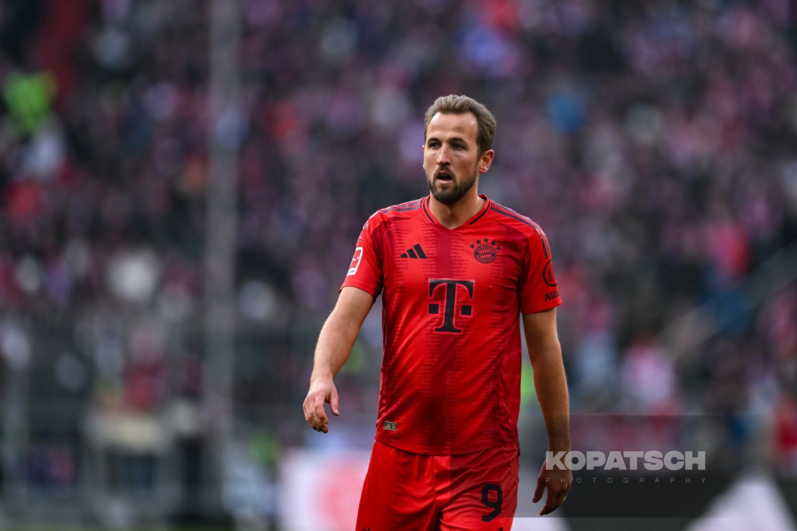 Harry Kane · 2025-01-18 FC Bayern Muenchen vs VfL Wolfsburg