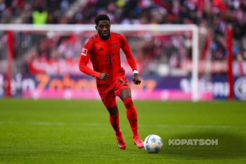 Alphonso Davies, 2025-01-18 FC Bayern Muenchen vs VfL Wolfsburg