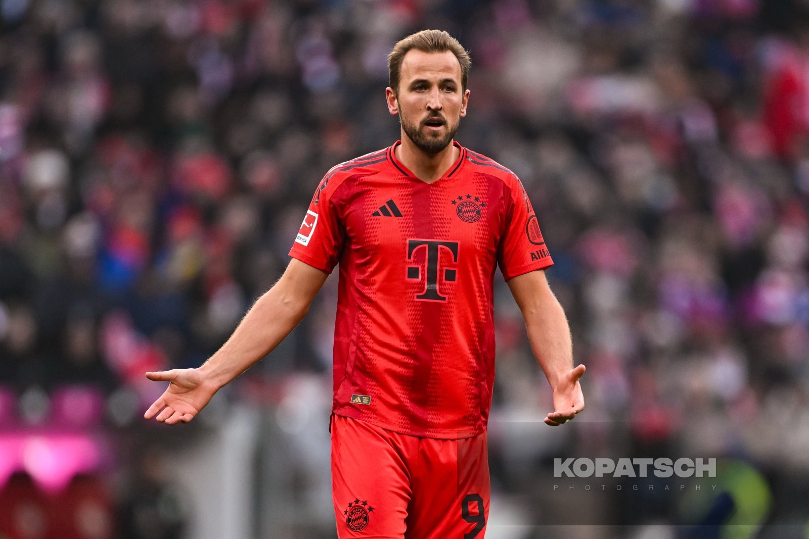 Harry Kane · 2025-01-18 FC Bayern Muenchen vs VfL Wolfsburg