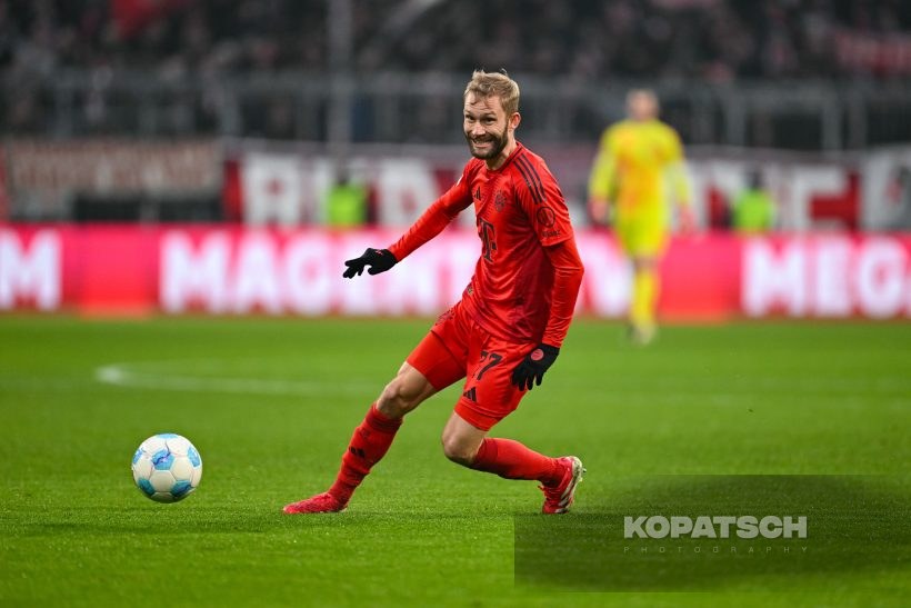 Konrad Laimer, 2025-01-18 FC Bayern Muenchen vs VfL Wolfsburg