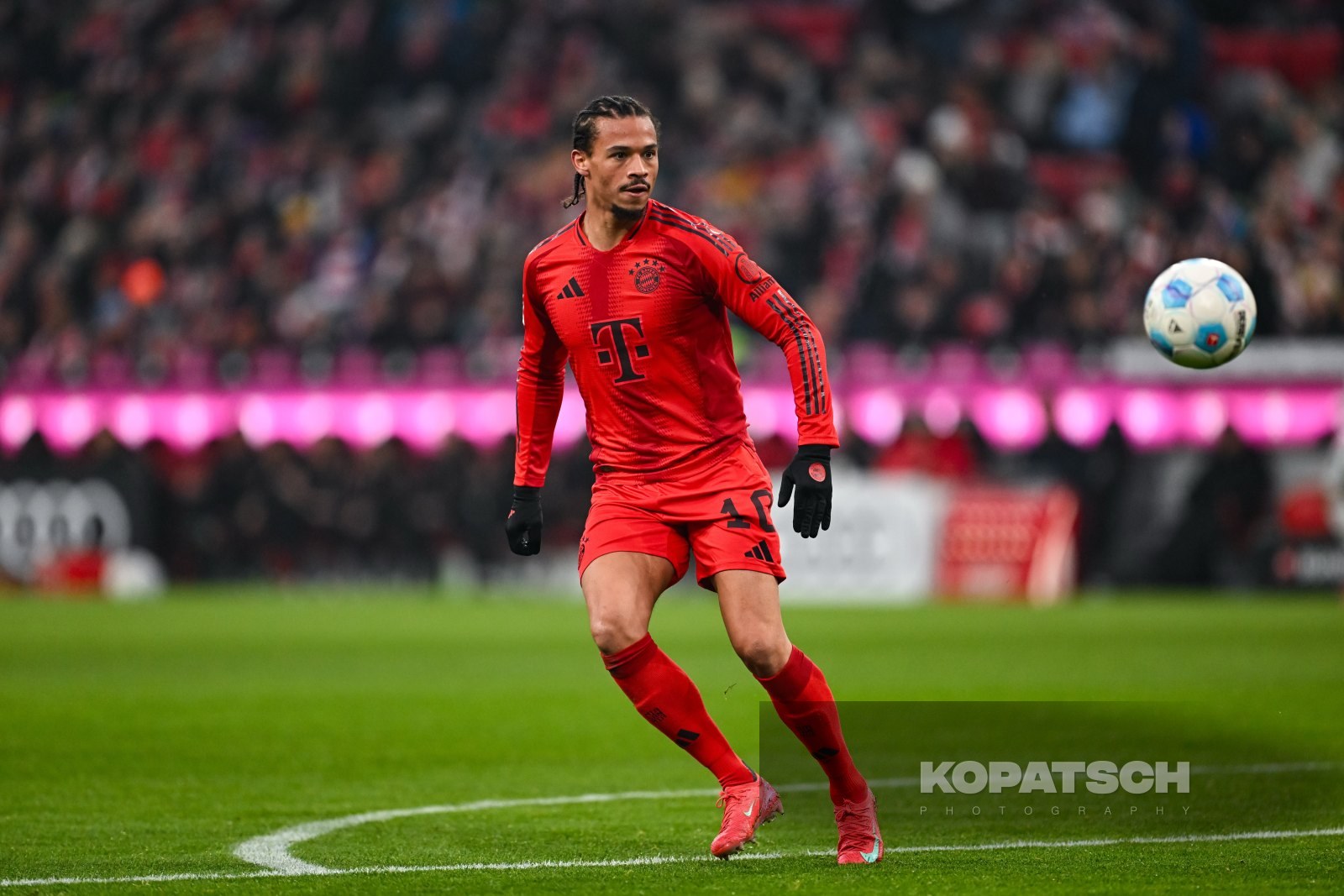 Leroy Sane · 2025-01-18 FC Bayern Muenchen vs VfL Wolfsburg