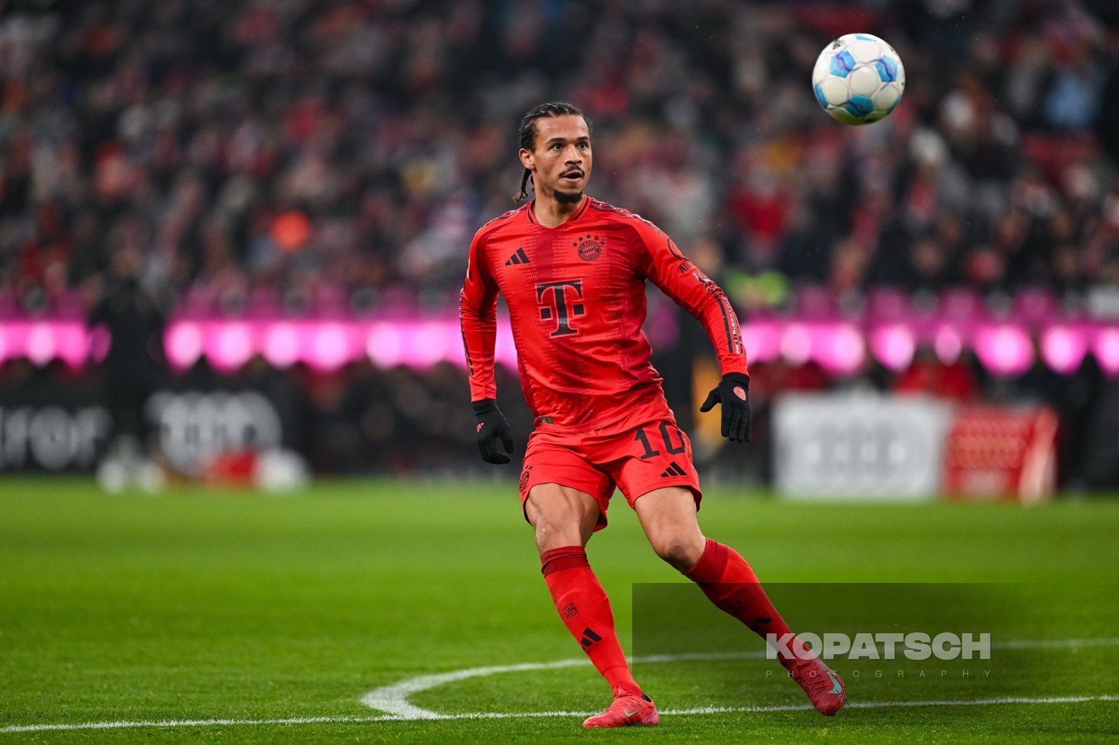 Leroy Sane · 2025-01-18 FC Bayern Muenchen vs VfL Wolfsburg