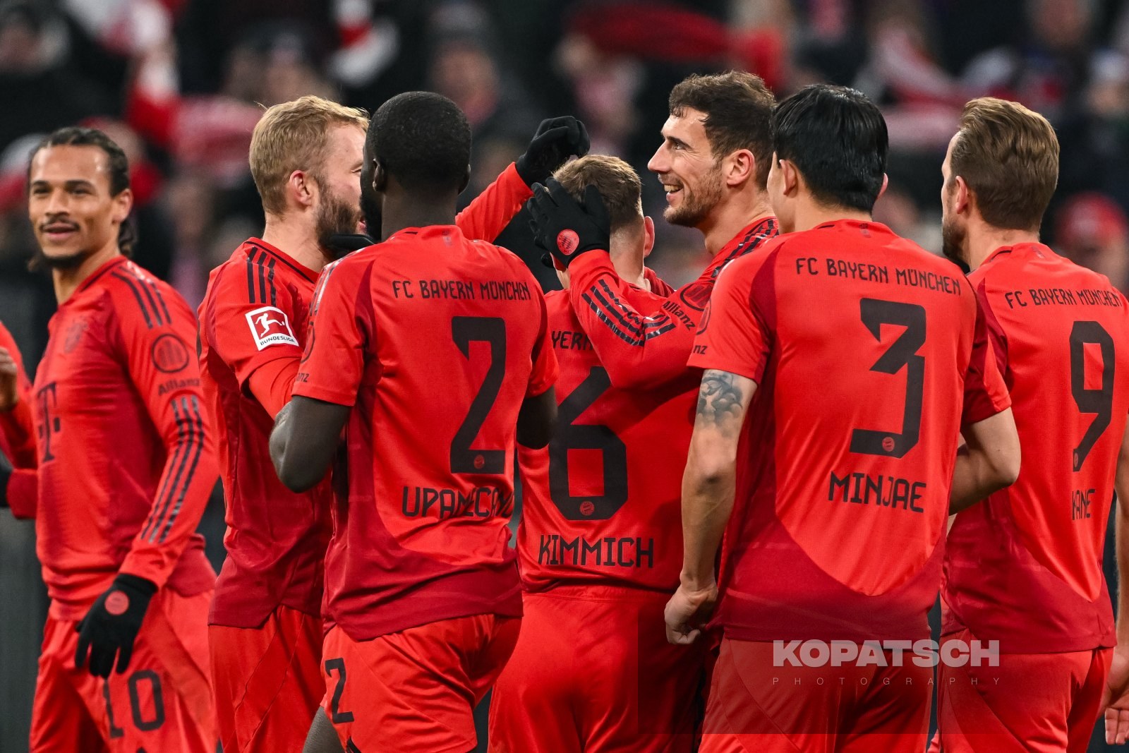 Leon Goretzka · 2025-01-18 FC Bayern Muenchen vs VfL Wolfsburg
