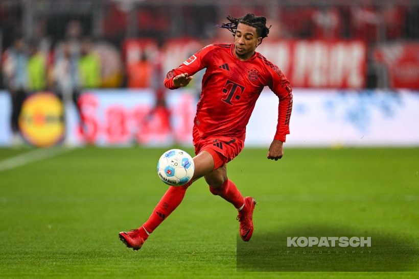 Michael Olise, 2025-01-18 FC Bayern Muenchen vs VfL Wolfsburg