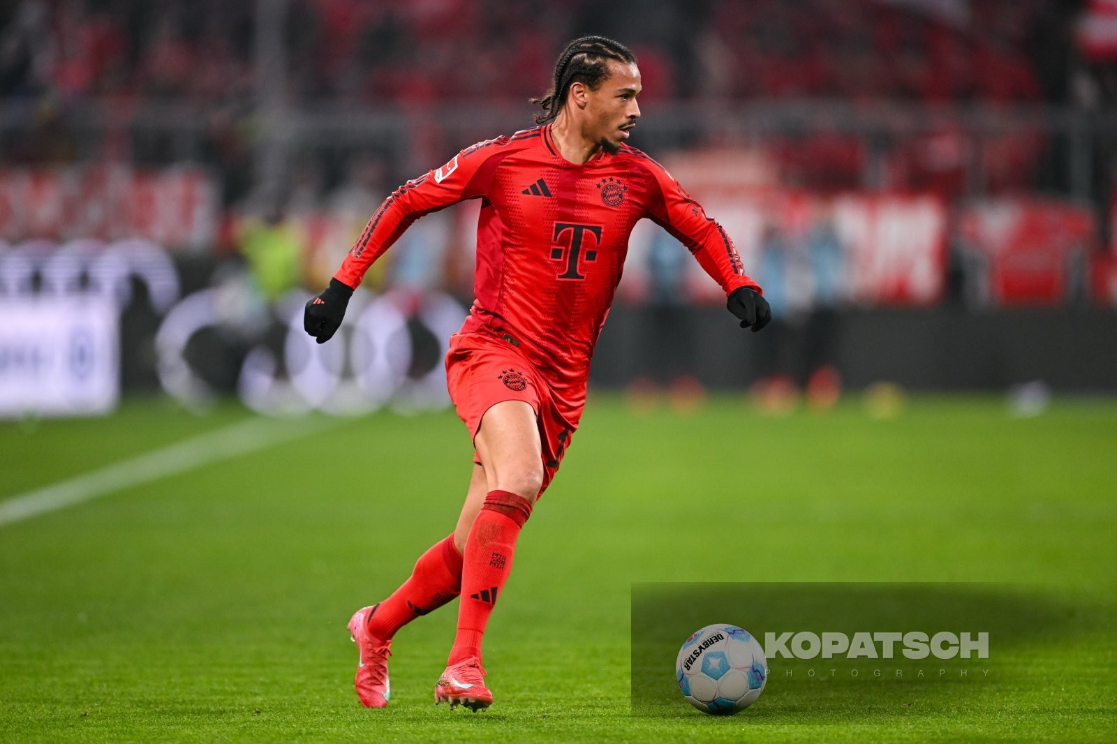 Leroy Sane · 2025-01-18 FC Bayern Muenchen vs VfL Wolfsburg