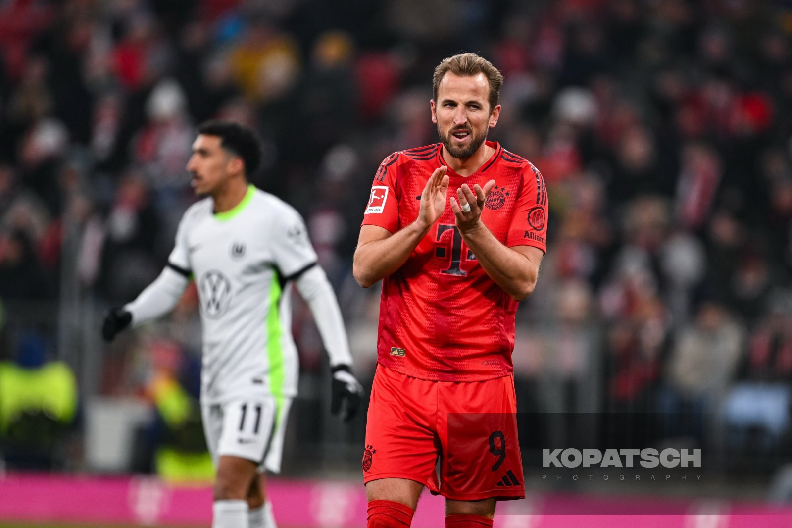 Harry Kane · 2025-01-18 FC Bayern Muenchen vs VfL Wolfsburg