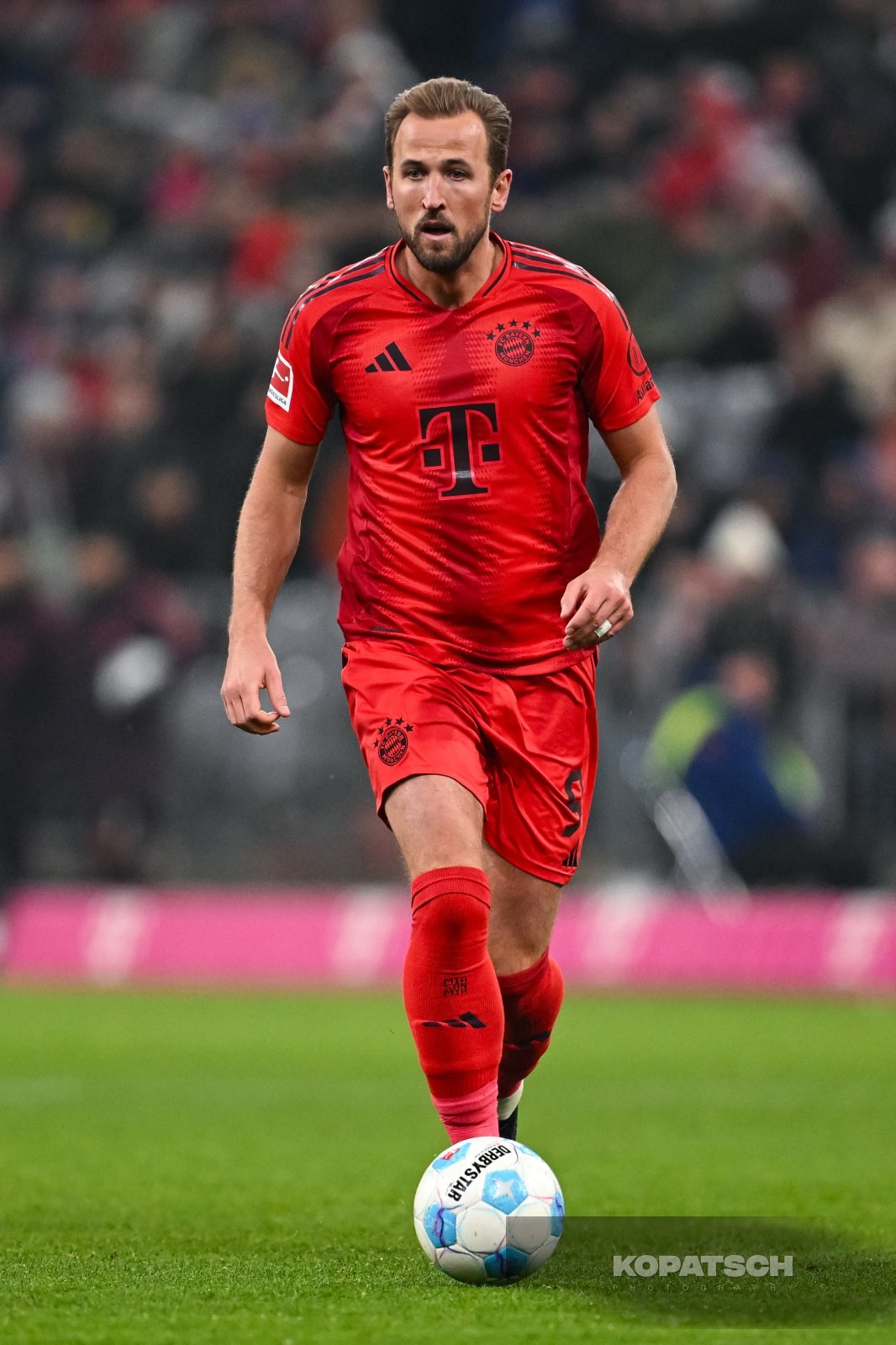 Harry Kane · 2025-01-18 FC Bayern Muenchen vs VfL Wolfsburg