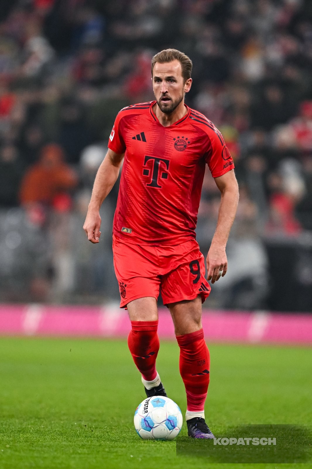Harry Kane · 2025-01-18 FC Bayern Muenchen vs VfL Wolfsburg