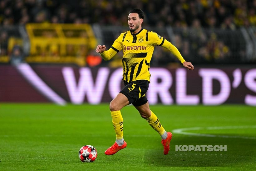 Ramy Bensebaini, 2025-01-29 Borussia Dortmund vs Shakhtar Donetsk