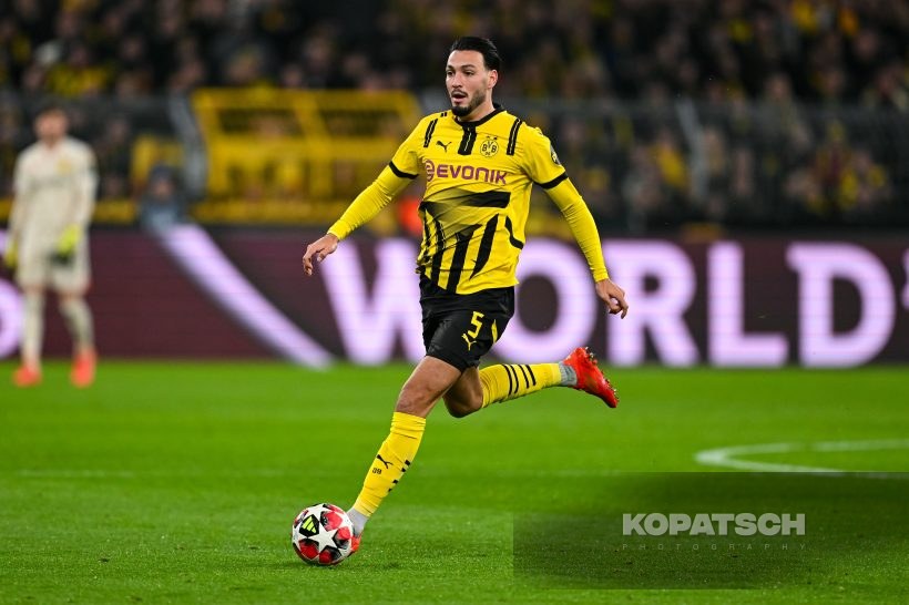 Ramy Bensebaini, 2025-01-29 Borussia Dortmund vs Shakhtar Donetsk
