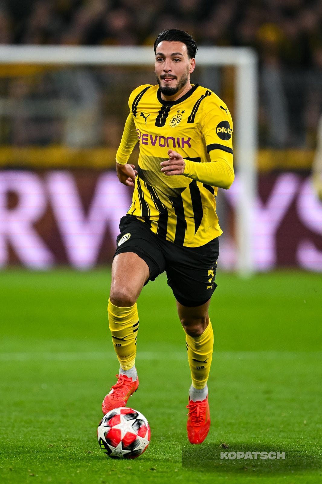 Ramy Bensebaini · 2025-01-29 Borussia Dortmund vs Shakhtar Donetsk