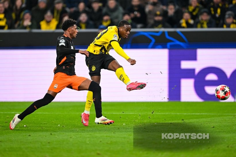 Jamie Gittens, 2025-01-29 Borussia Dortmund vs Shakhtar Donetsk