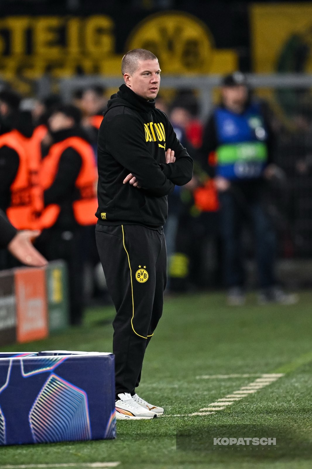 Mike Tullberg · 2025-01-29 Borussia Dortmund vs Shakhtar Donetsk