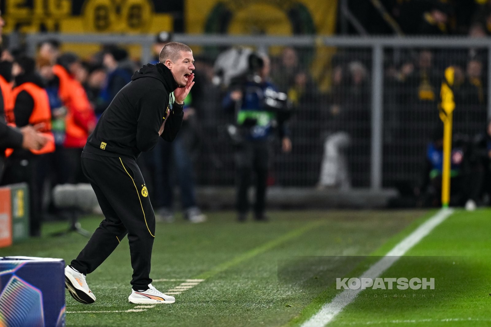 Mike Tullberg · 2025-01-29 Borussia Dortmund vs Shakhtar Donetsk