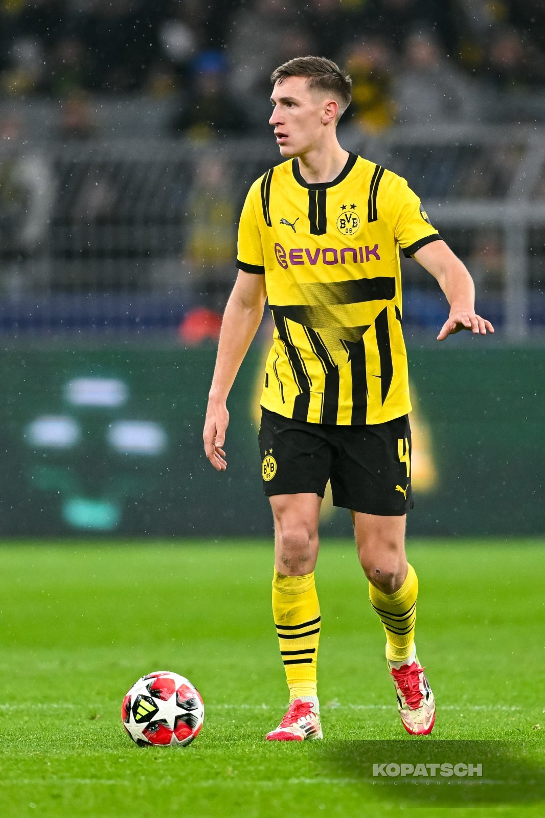 Nico Schlotterbeck · 2025-01-29 Borussia Dortmund vs Shakhtar Donetsk