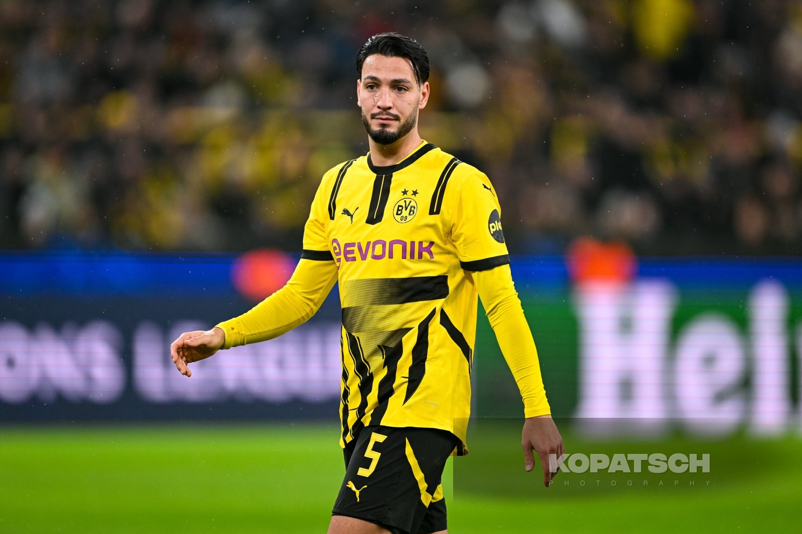 Ramy Bensebaini · 2025-01-29 Borussia Dortmund vs Shakhtar Donetsk