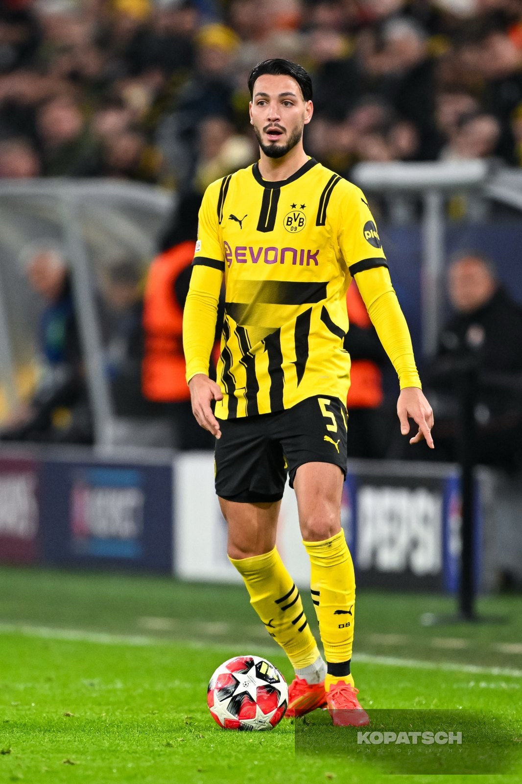 Ramy Bensebaini · 2025-01-29 Borussia Dortmund vs Shakhtar Donetsk
