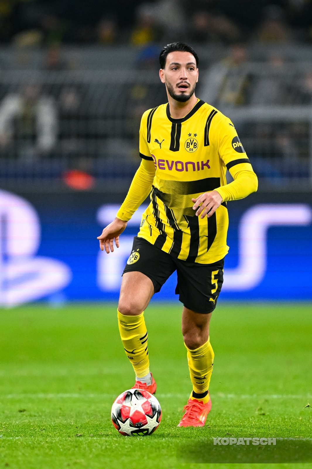 Ramy Bensebaini · 2025-01-29 Borussia Dortmund vs Shakhtar Donetsk