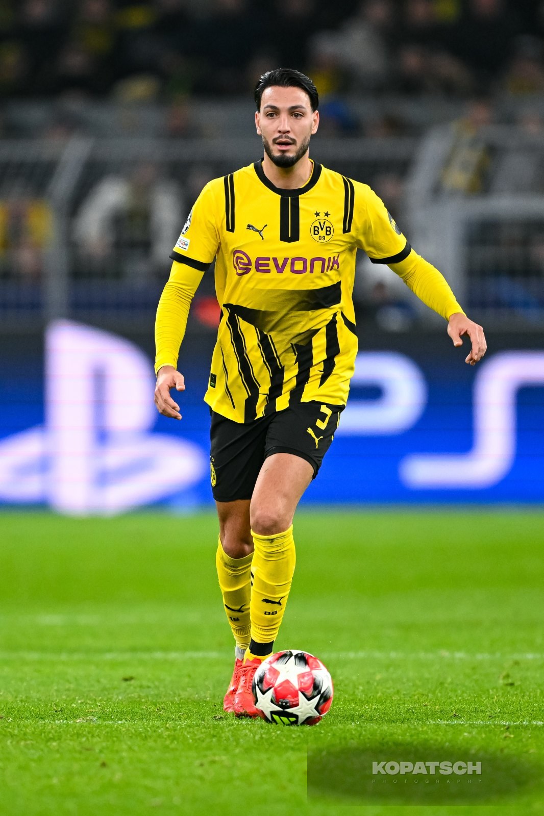 Ramy Bensebaini · 2025-01-29 Borussia Dortmund vs Shakhtar Donetsk