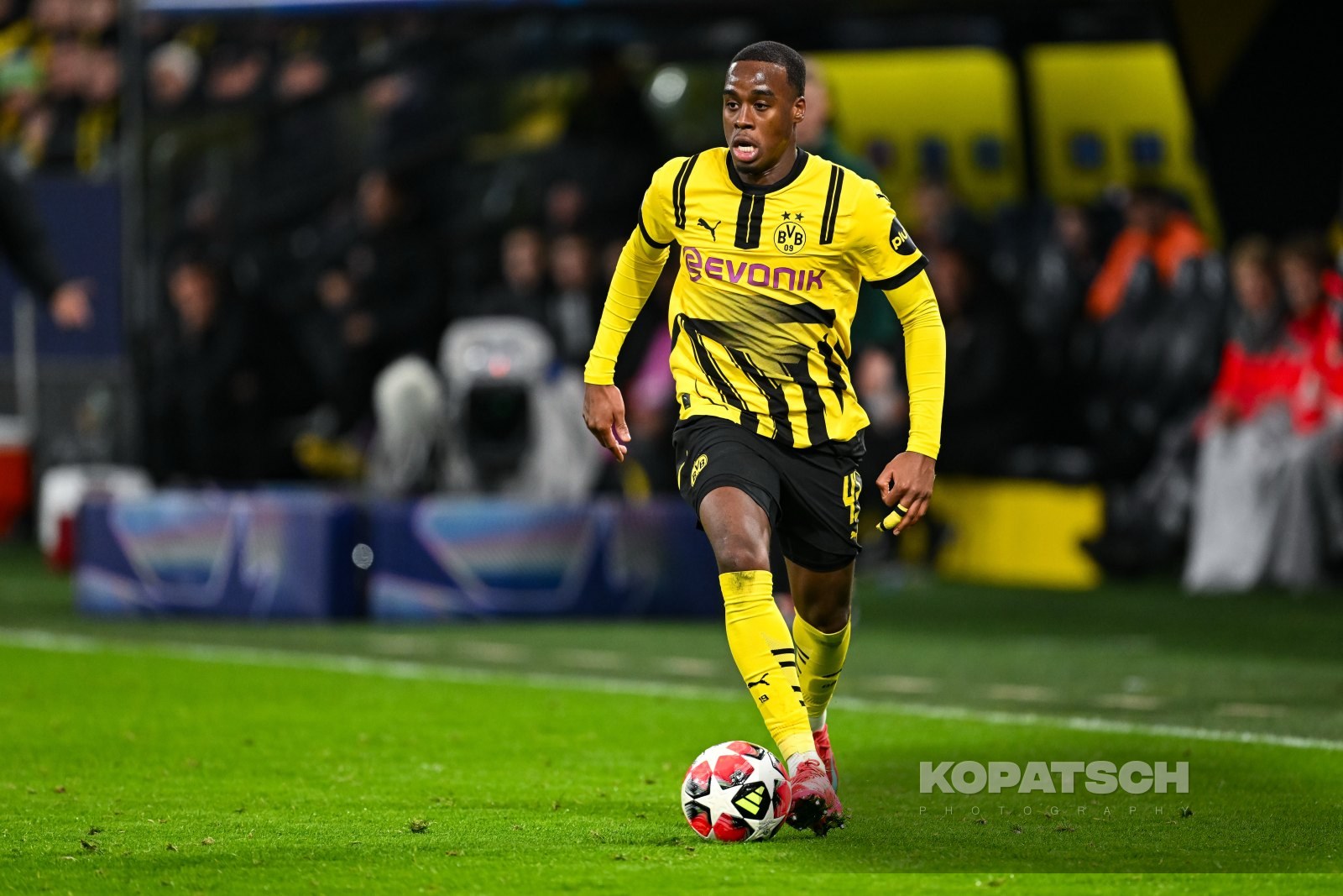 Jamie Gittens · 2025-01-29 Borussia Dortmund vs Shakhtar Donetsk