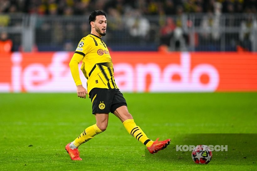 Ramy Bensebaini, 2025-01-29 Borussia Dortmund vs Shakhtar Donetsk