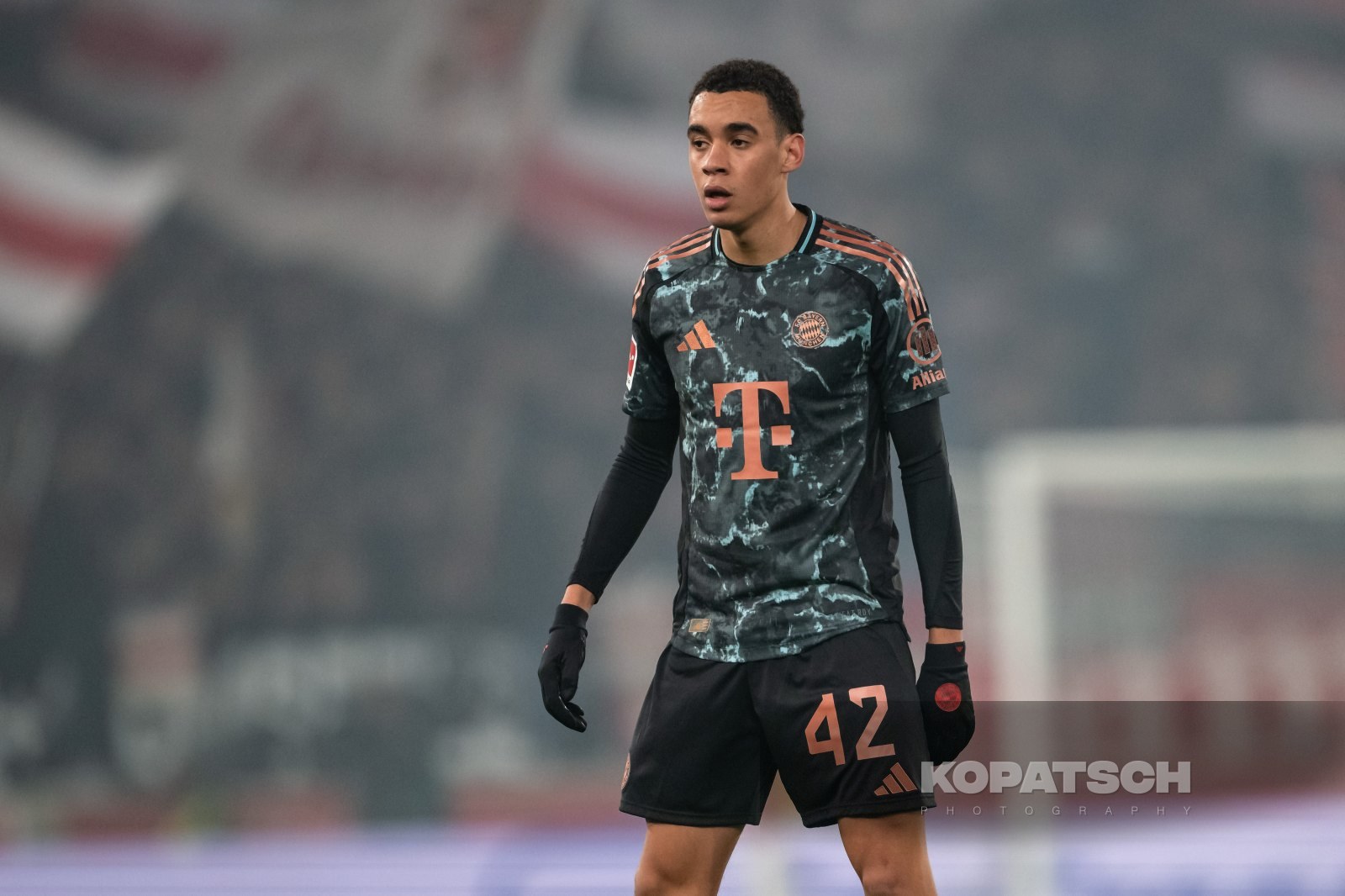 Jamal Musiala · 2025-02-28 VfB Stuttgart vs FC Bayern Muenchen