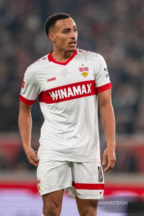 Jamie Leweling, 2025-02-28 VfB Stuttgart vs FC Bayern Muenchen