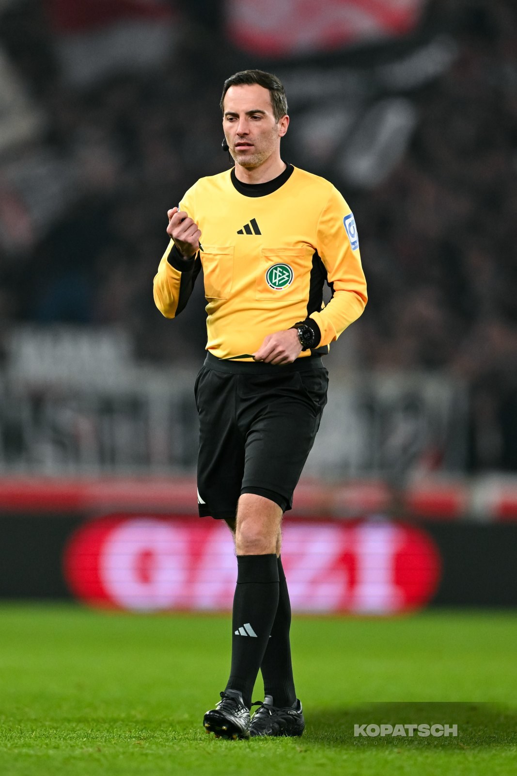 Benjamin Brand · 2025-02-28 VfB Stuttgart vs FC Bayern Muenchen