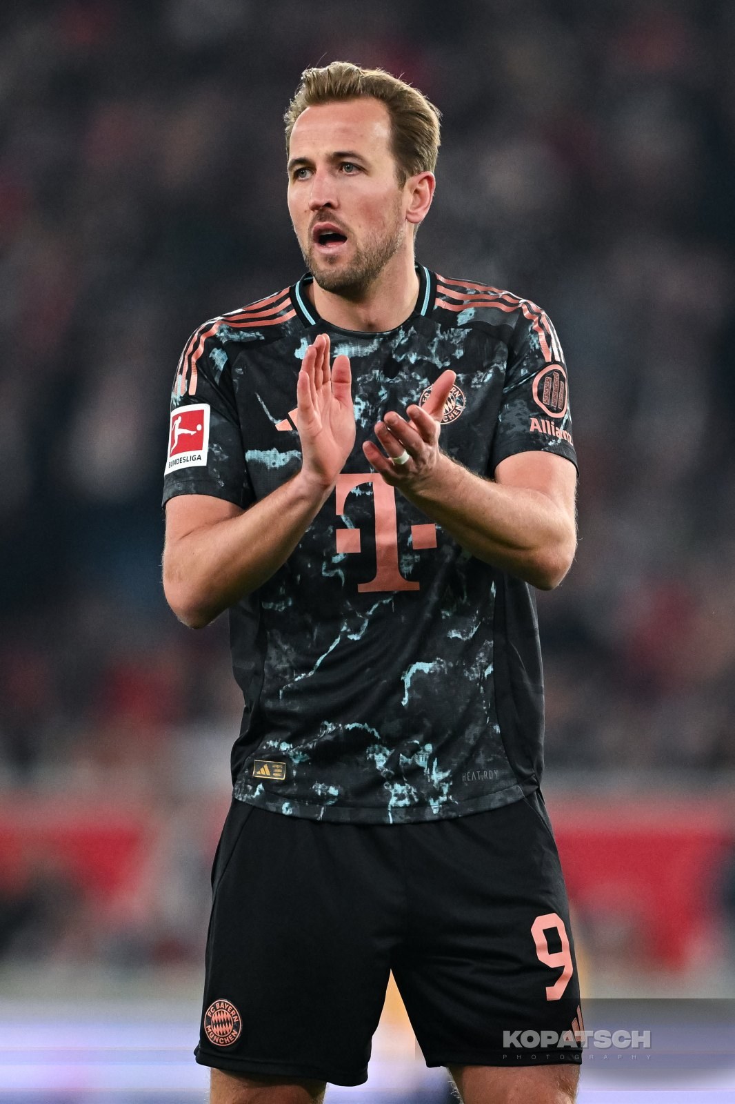 Harry Kane · 2025-02-28 VfB Stuttgart vs FC Bayern Muenchen