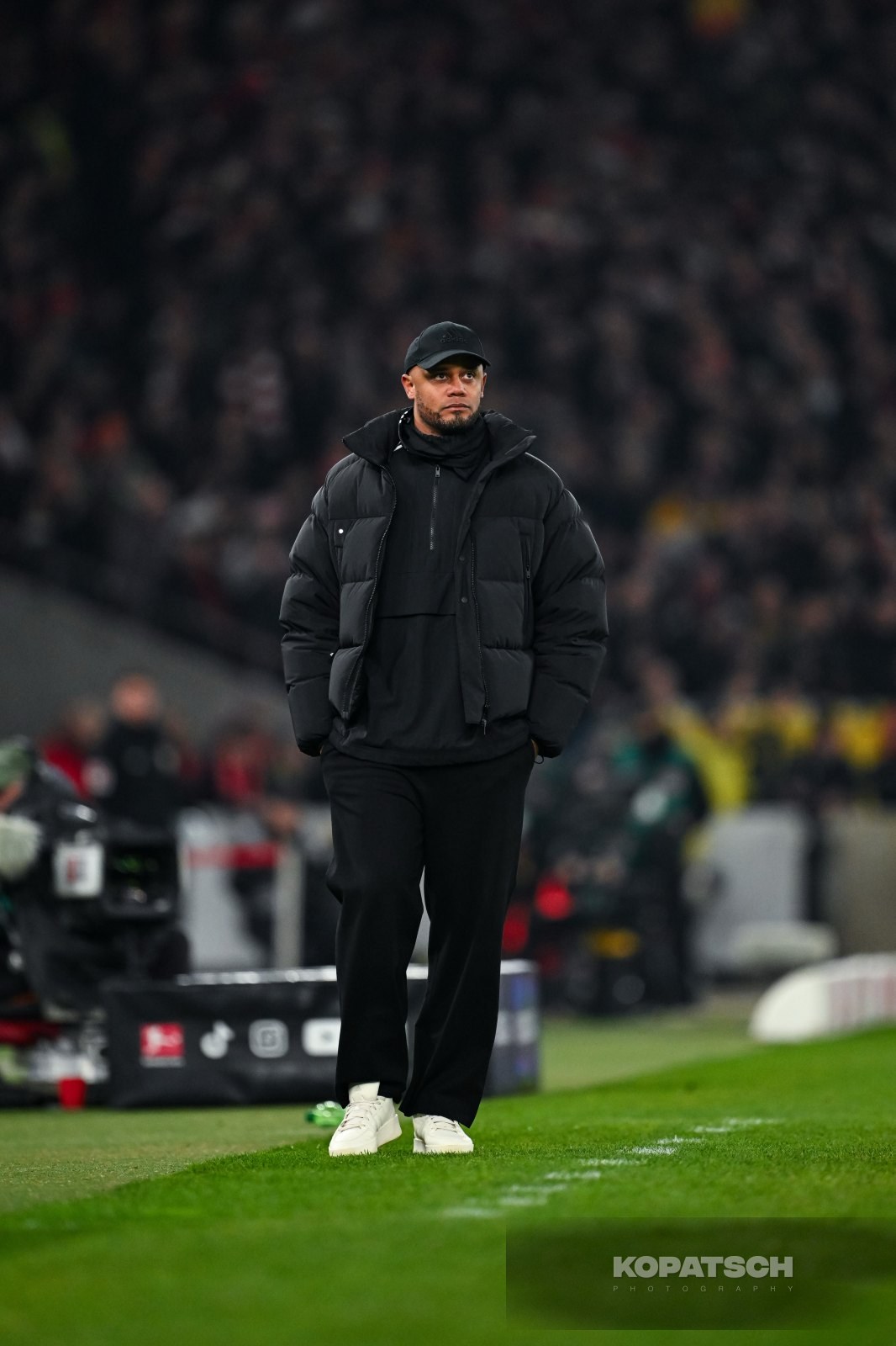 Vincent Kompany · 2025-02-28 VfB Stuttgart vs FC Bayern Muenchen