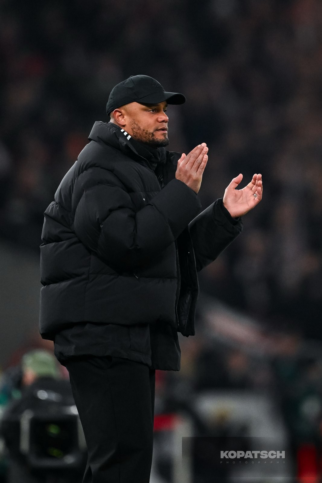 Vincent Kompany · 2025-02-28 VfB Stuttgart vs FC Bayern Muenchen