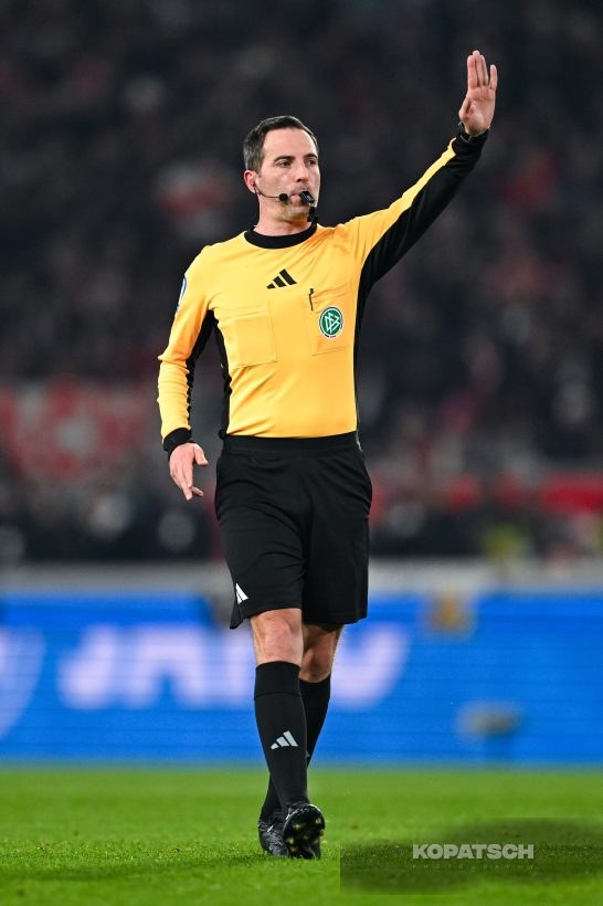 Benjamin Brand, 2025-02-28 VfB Stuttgart vs FC Bayern Muenchen