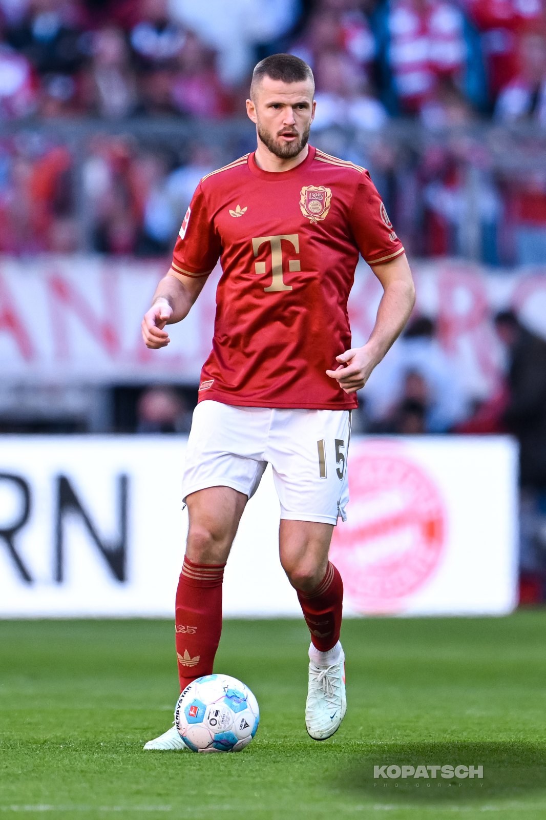 Eric Dier · 2025-03-08 FC Bayern Muenchen vs VfL Bochum