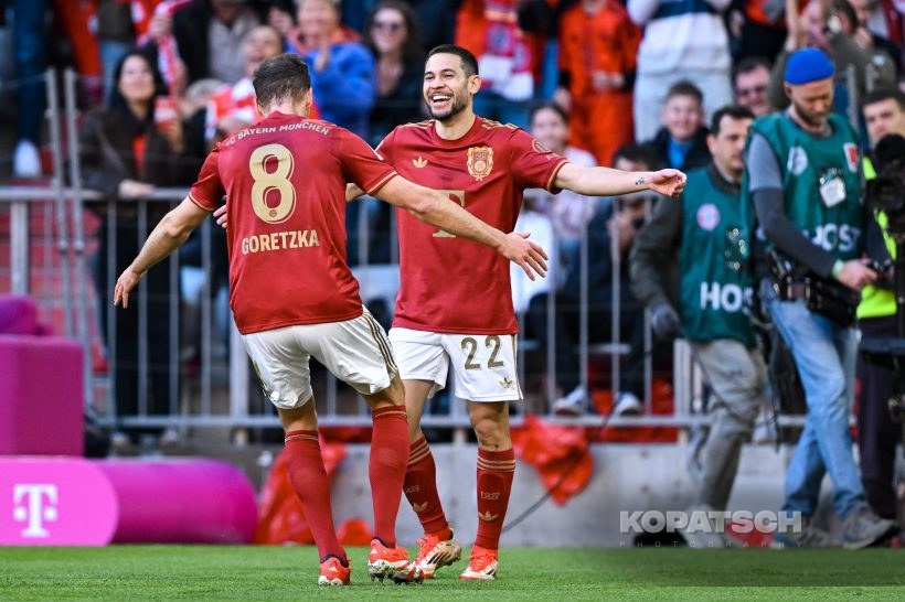 Raphael Guerreiro · Leon Goretzka, 2025-03-08 FC Bayern Muenchen vs VfL Bochum